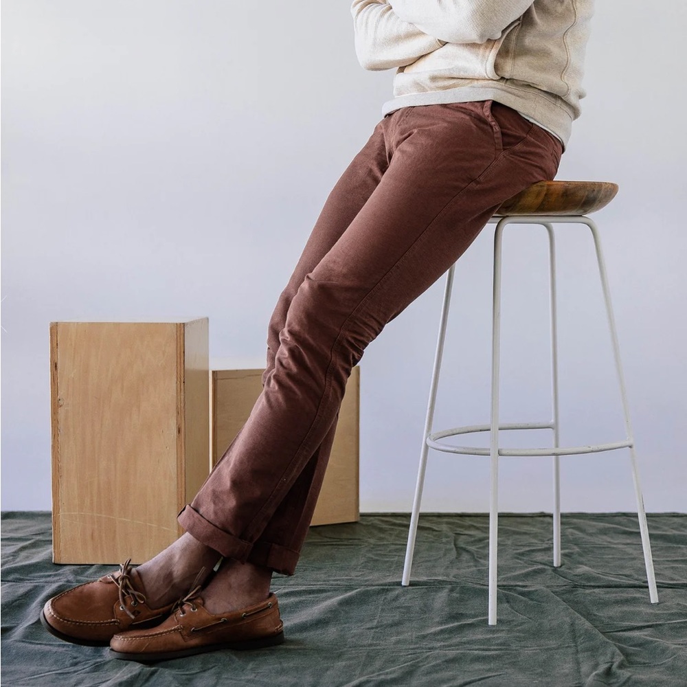 Like new Taylor Stitch Morse Pant in Mahohony Slub 36 tagged